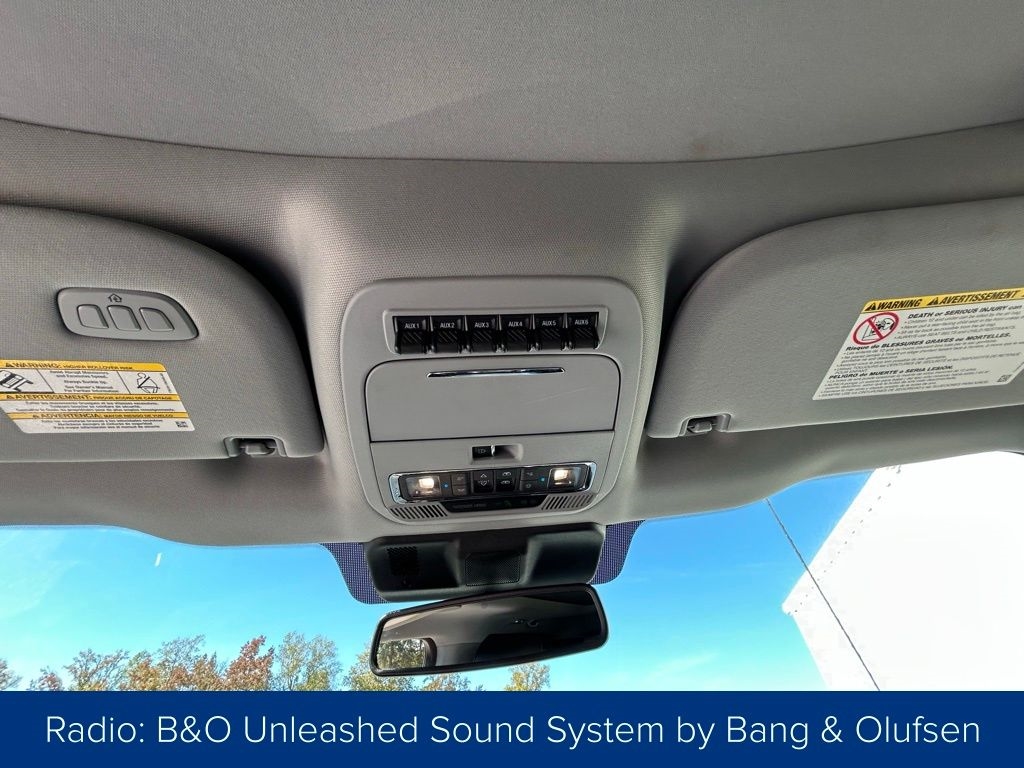 Ford F-350 SD King Ranch Crew Cab Long Bed DRW 4WD 2023