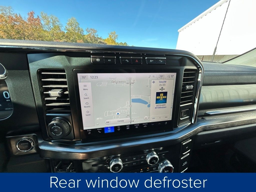 Ford F-350 SD King Ranch Crew Cab Long Bed DRW 4WD 2023