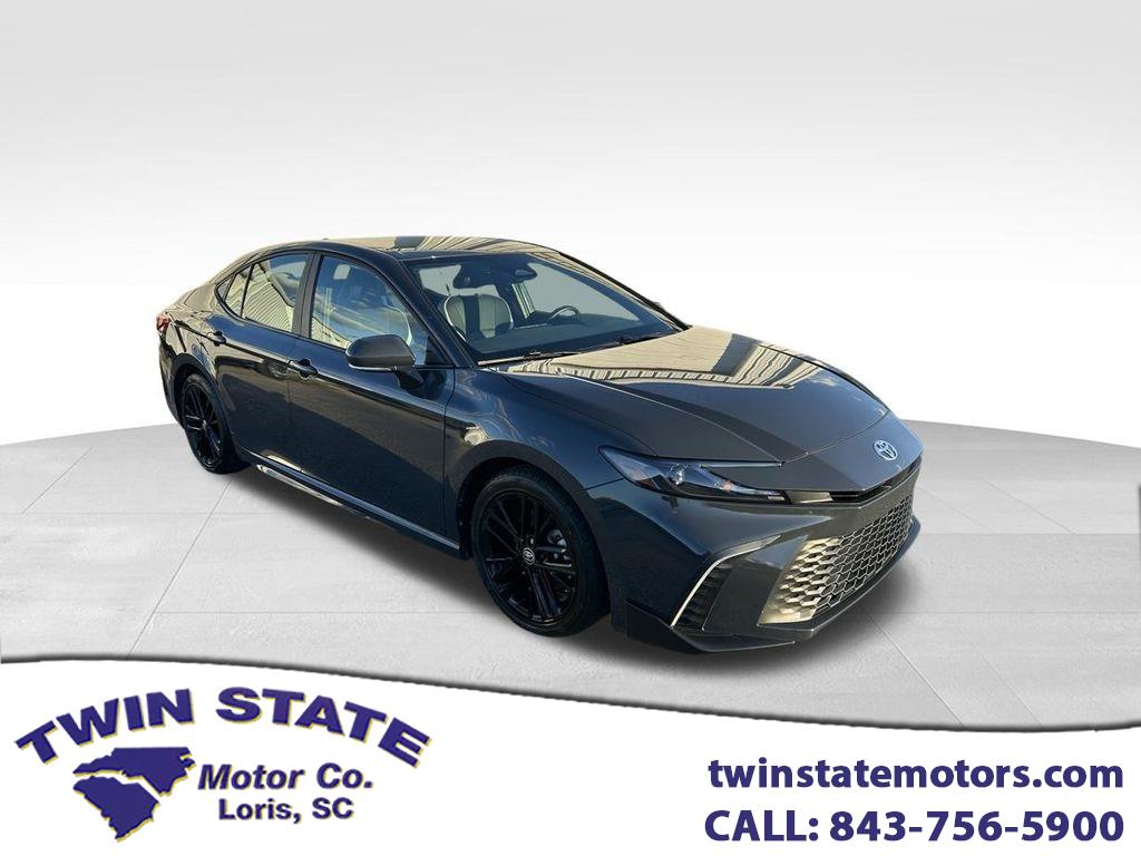 2025 Toyota Camry Hybrid XLE