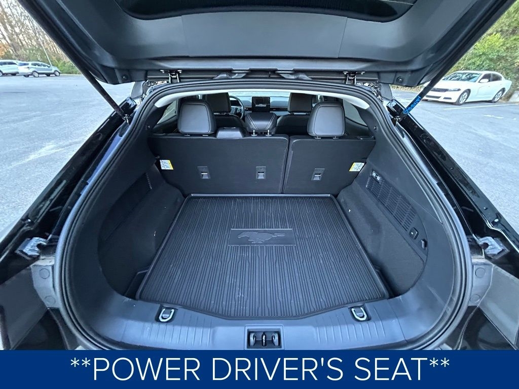 Ford Mustang Mach-E Select 2025