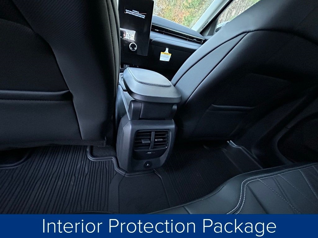 Ford Mustang Mach-E Select 2025