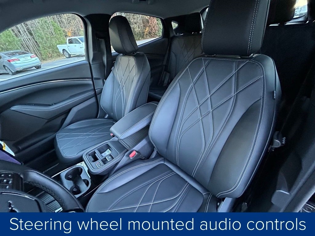 Ford Mustang Mach-E Select 2025