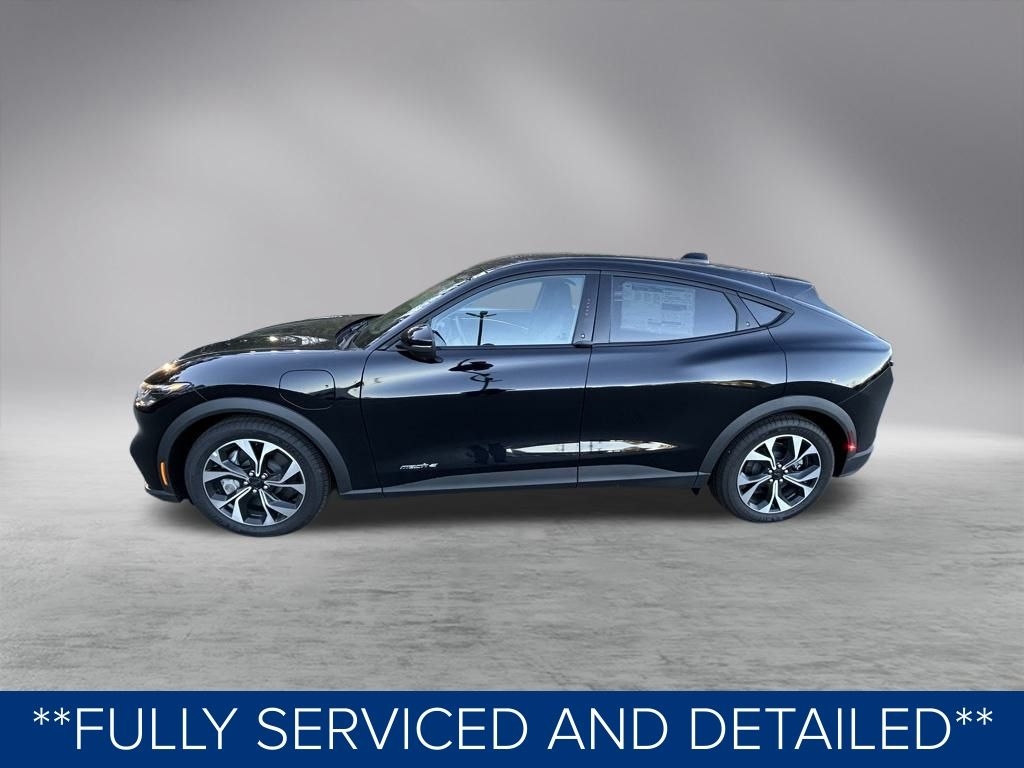 Ford Mustang Mach-E Select 2025