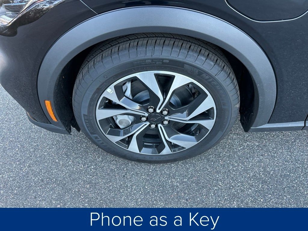 Ford Mustang Mach-E Select 2025