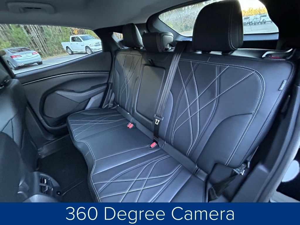 Ford Mustang Mach-E Select 2025