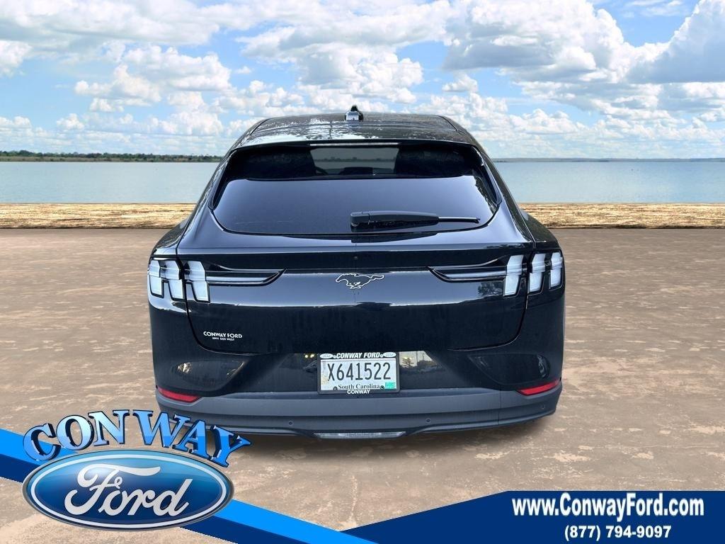 Ford Mustang Mach-E Select 2025