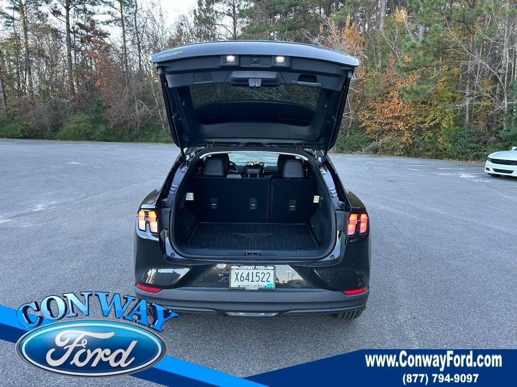 Ford Mustang Mach-E Select 2025