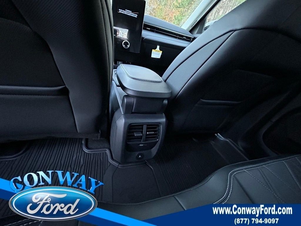 Ford Mustang Mach-E Select 2025