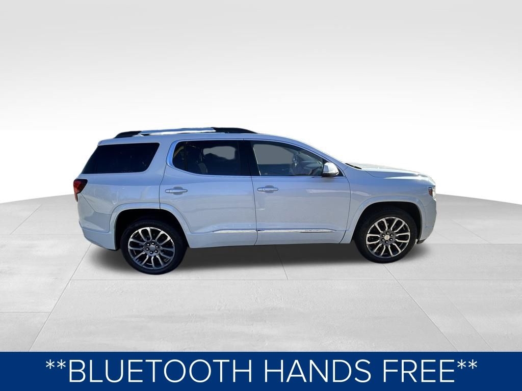 GMC Acadia Denali AWD 2022