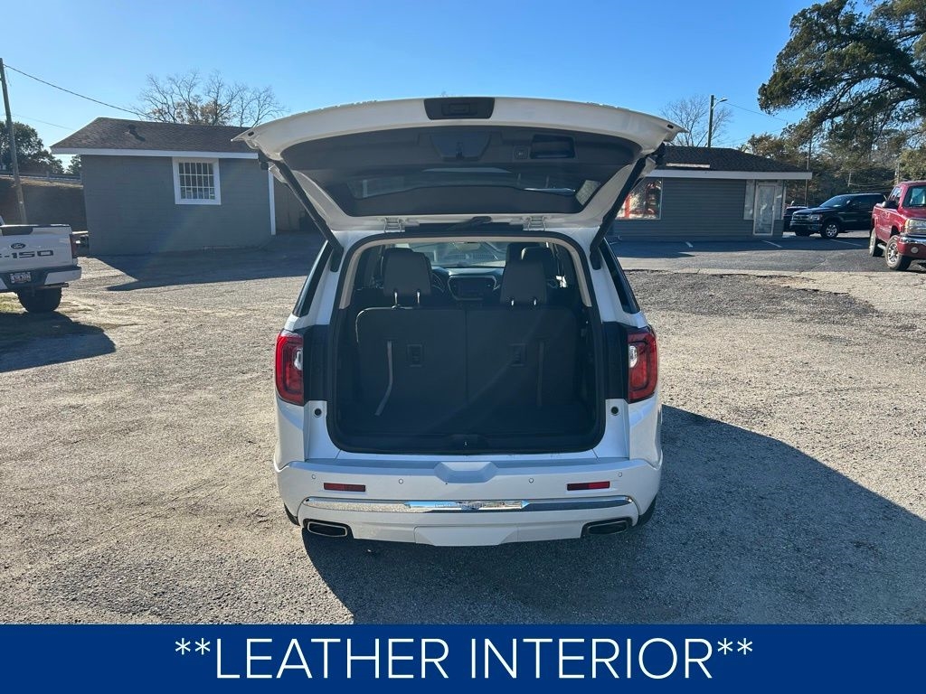 GMC Acadia Denali AWD 2022