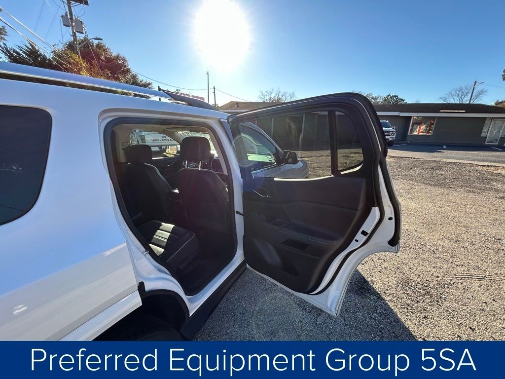 GMC Acadia Denali AWD 2022