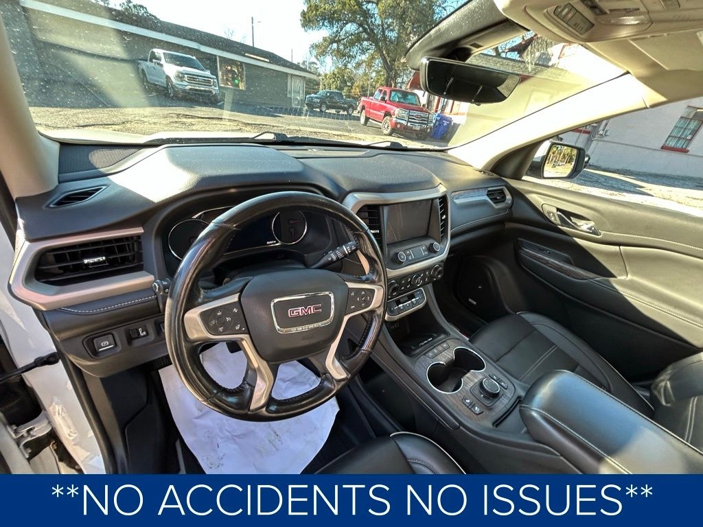 GMC Acadia Denali AWD 2022