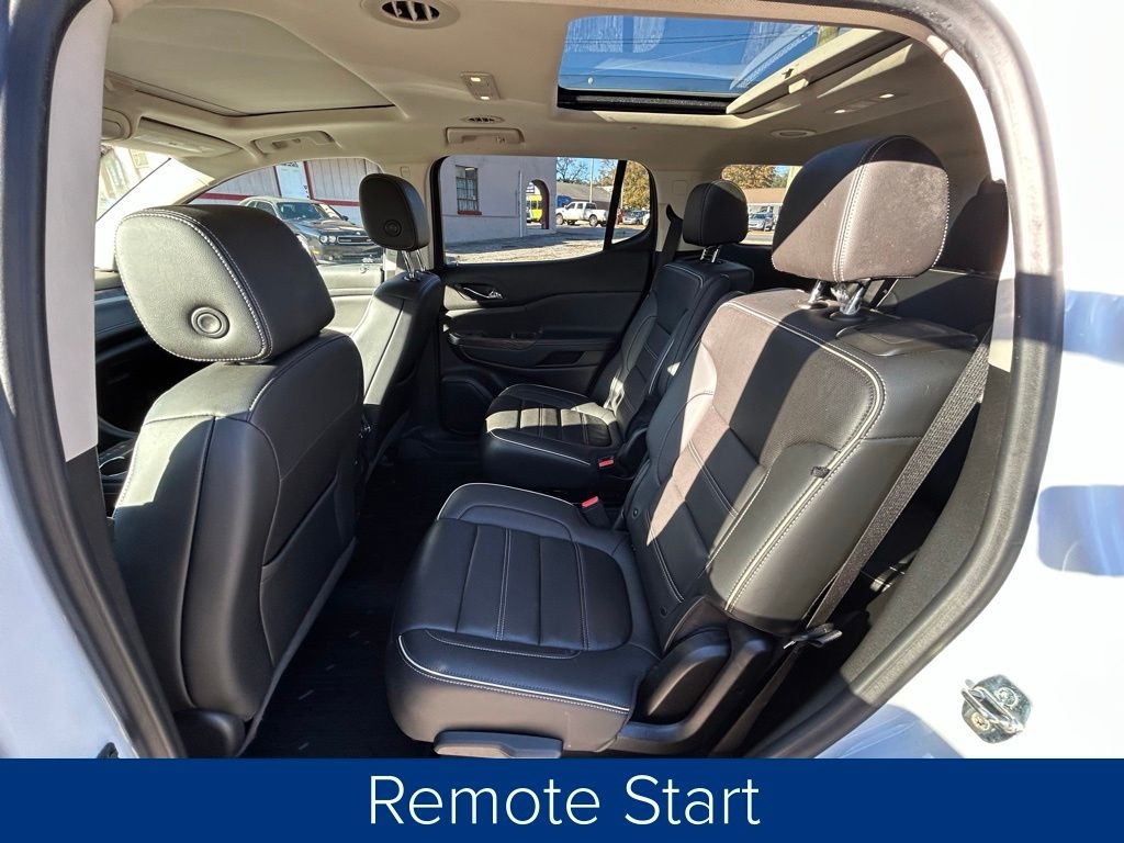 GMC Acadia Denali AWD 2022