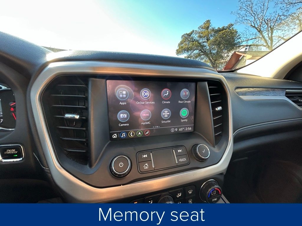 GMC Acadia Denali AWD 2022