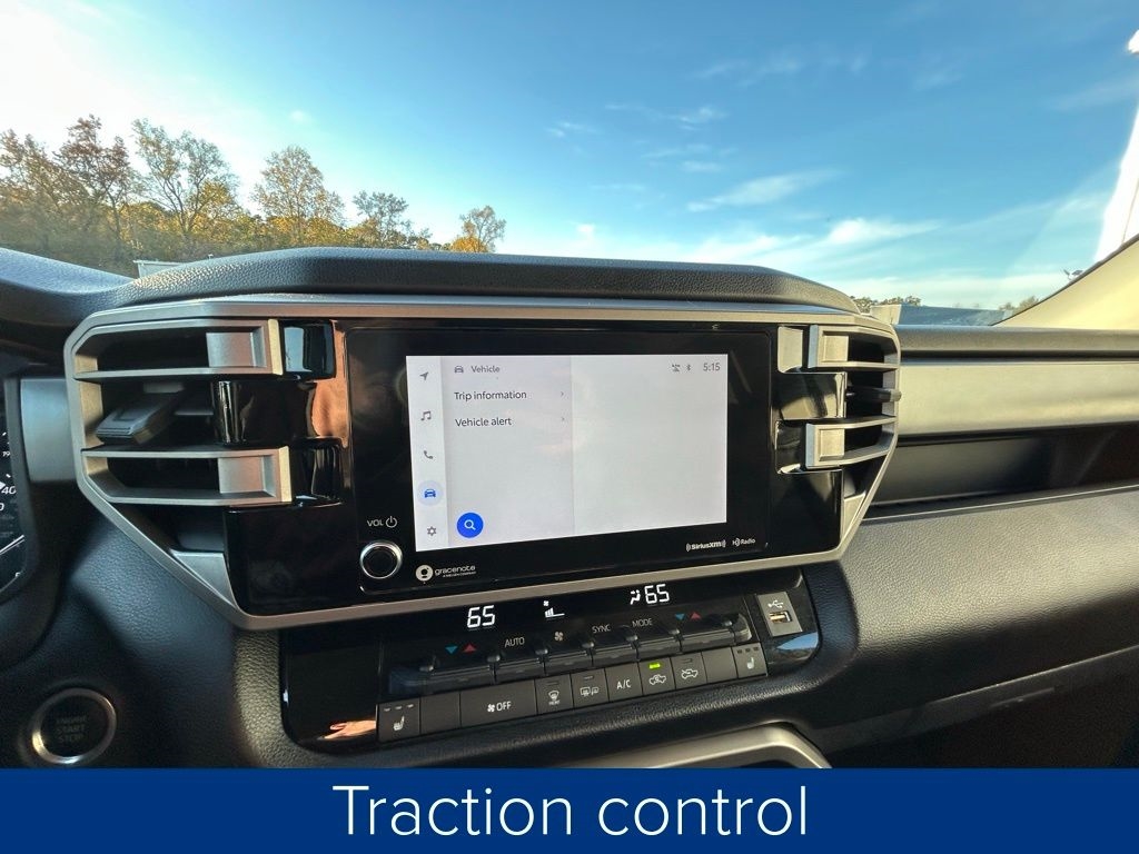 Toyota Tundra SR5 CrewMax 4WD 2024