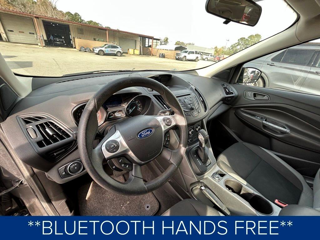 Ford Escape S FWD 2014