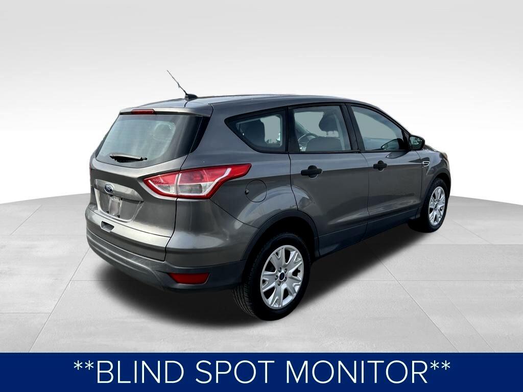 Ford Escape S FWD 2014