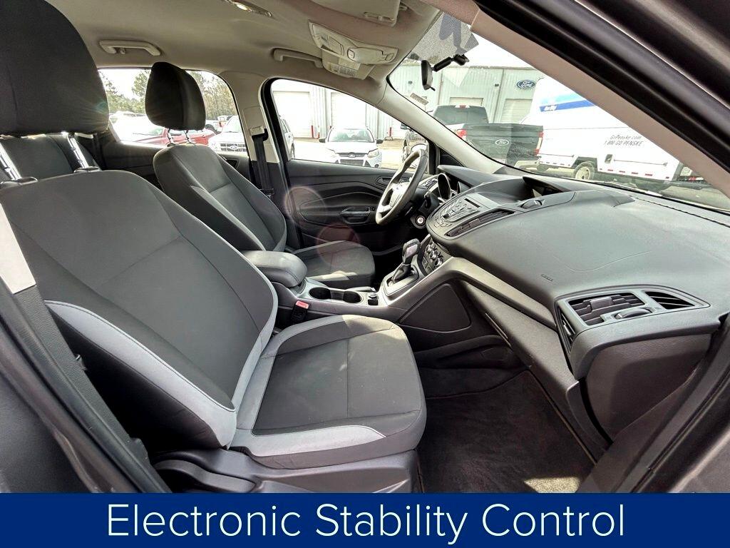 Ford Escape S FWD 2014