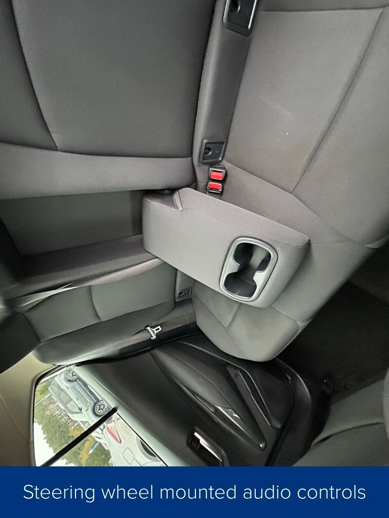 Toyota Corolla LE 2021