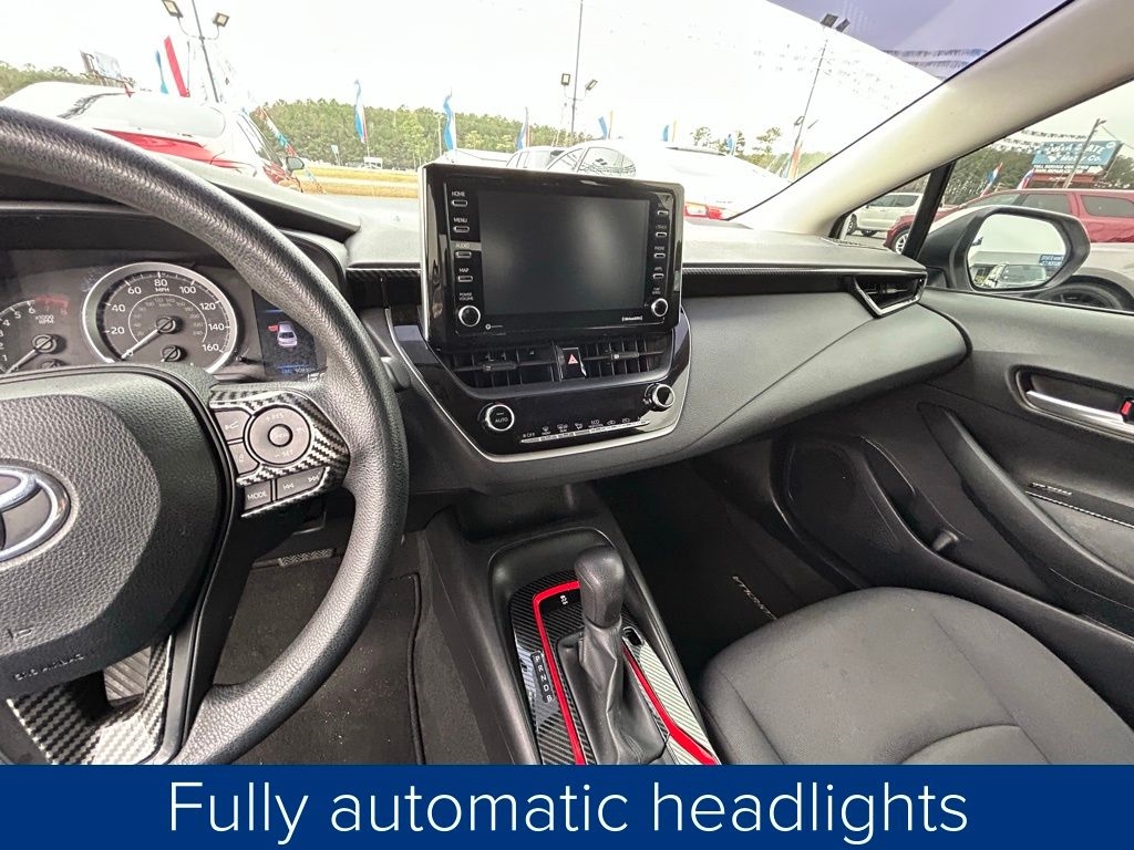 Toyota Corolla LE 2021