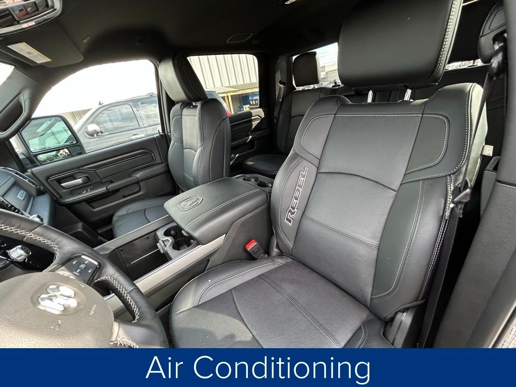 RAM 2500 Power Wagon Crew Cab 4WD 2025