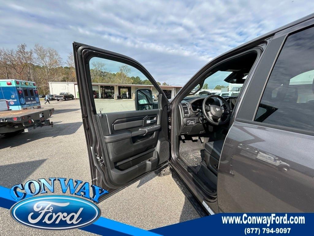 RAM 2500 Power Wagon Crew Cab 4WD 2025