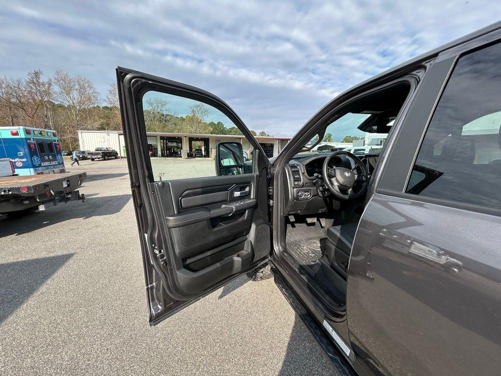 RAM 2500 Power Wagon Crew Cab 4WD 2025