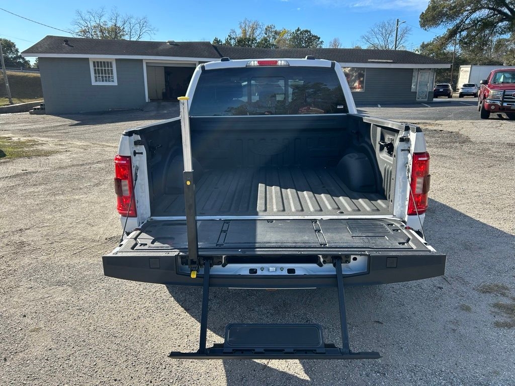 Ford F-150 Lariat SuperCrew 5.5-ft. Bed 4WD 2023