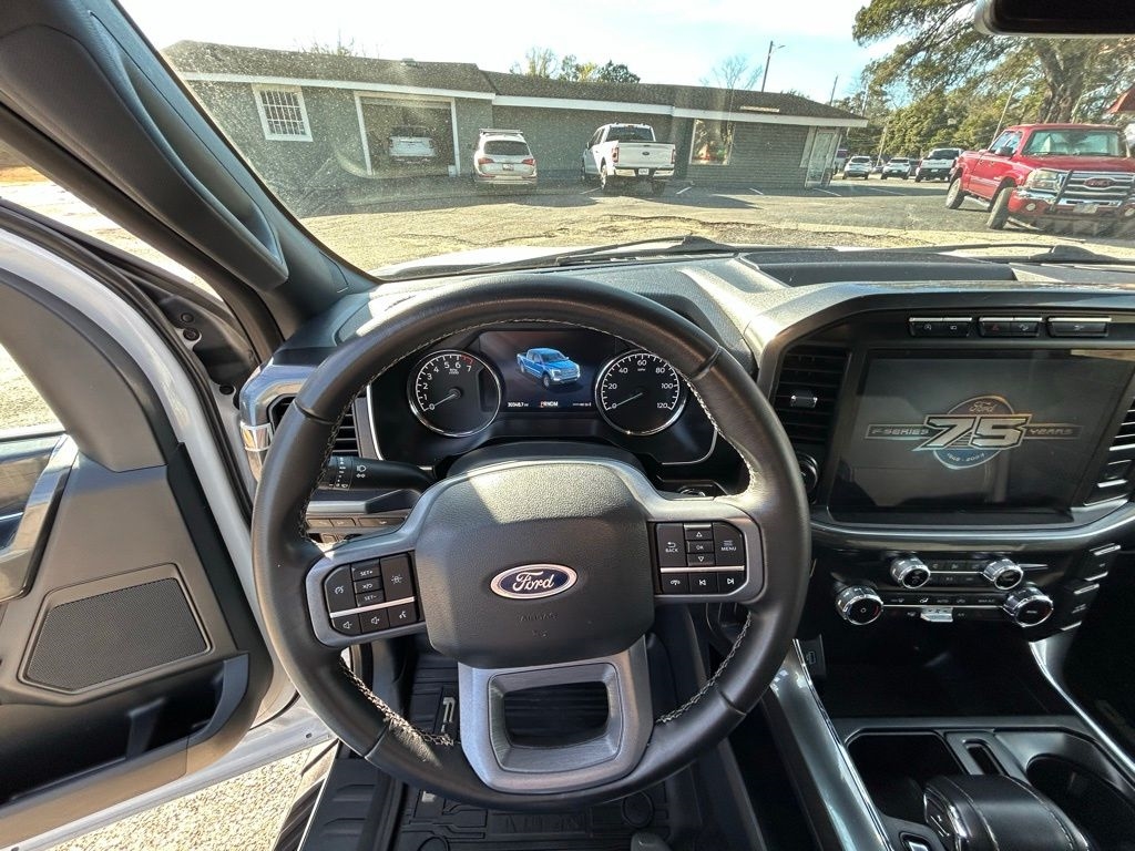 Ford F-150 Lariat SuperCrew 5.5-ft. Bed 4WD 2023