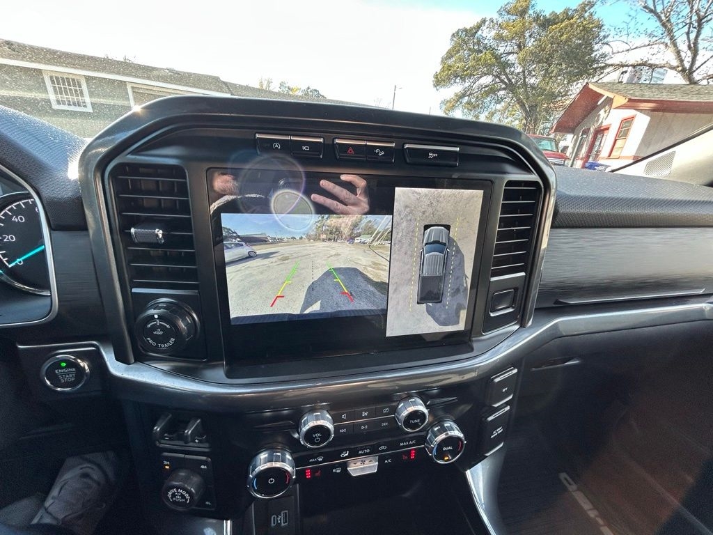 Ford F-150 Lariat SuperCrew 5.5-ft. Bed 4WD 2023