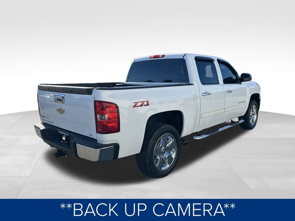 Chevrolet Silverado 1500 LT Crew Cab 2WD 2011