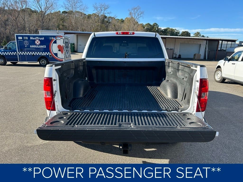 Chevrolet Silverado 1500 LT Crew Cab 2WD 2011