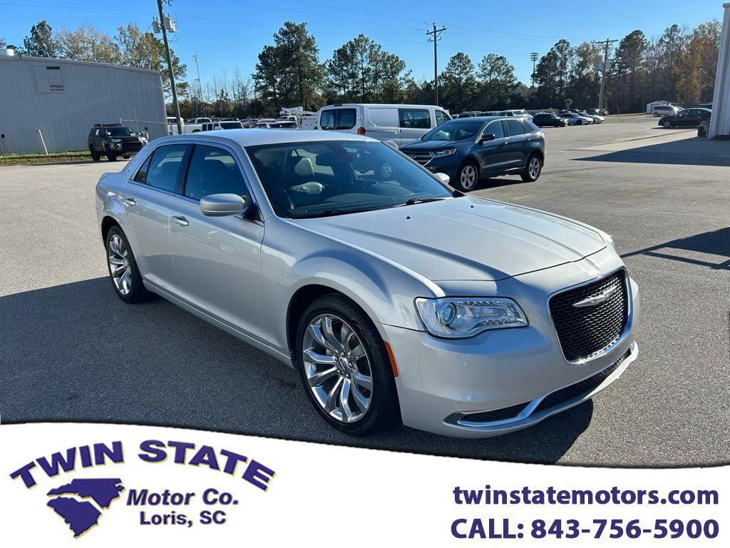 2020 Chrysler 300 Touring