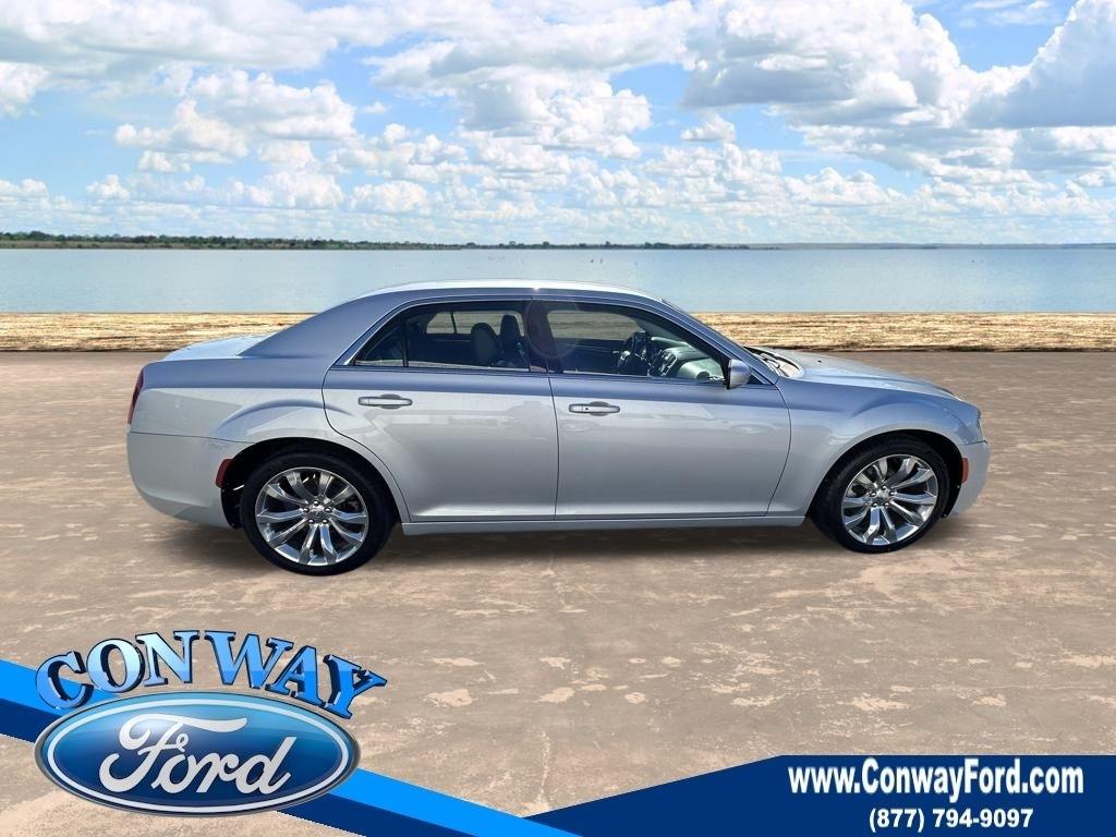 Chrysler 300 Touring 2020