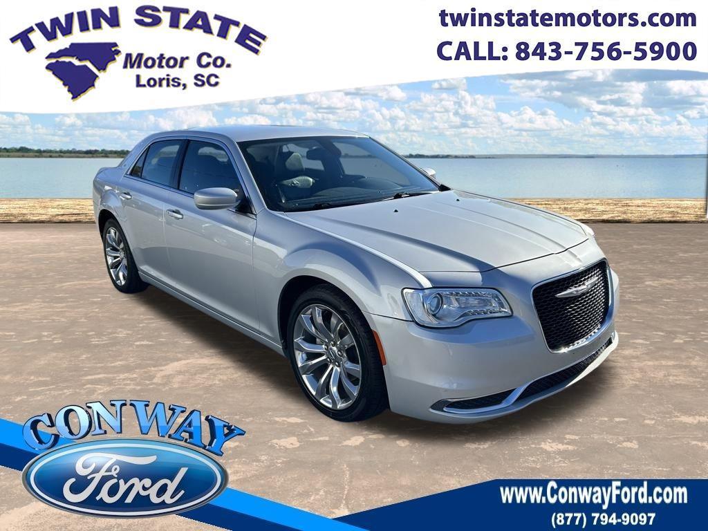 2020 Chrysler 300 Touring