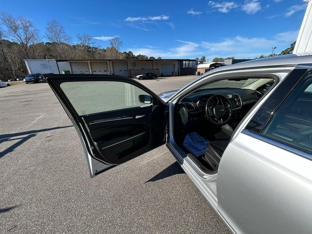 Chrysler 300 Touring 2020