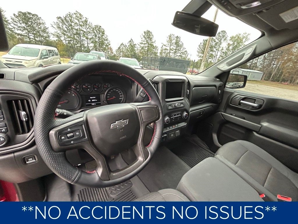 Chevrolet Silverado 1500 Custom Trail Boss Crew Cab Short Box 4WD 2020