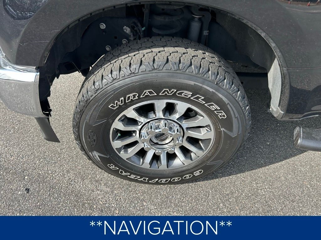 Ford F-250 SD XL Crew Cab 4WD 2022