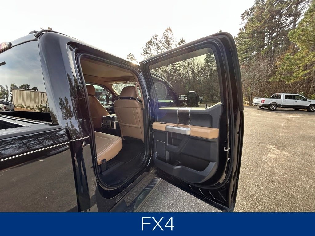 Ford F-250 SD XL Crew Cab 4WD 2022