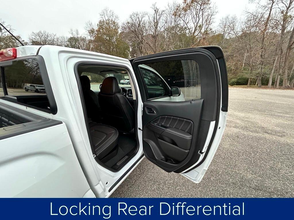 GMC Canyon Denali Crew Cab Long Box 4WD 2022