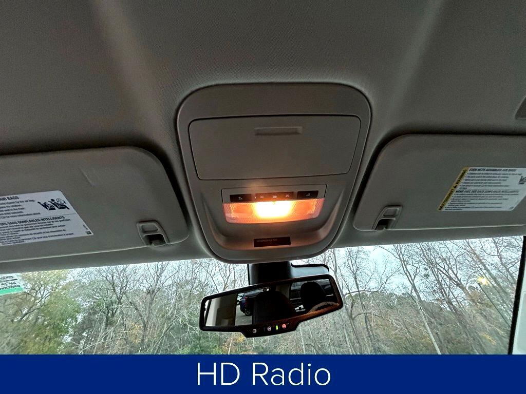 GMC Canyon Denali Crew Cab Long Box 4WD 2022