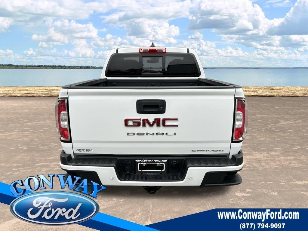 GMC Canyon Denali Crew Cab Long Box 4WD 2022