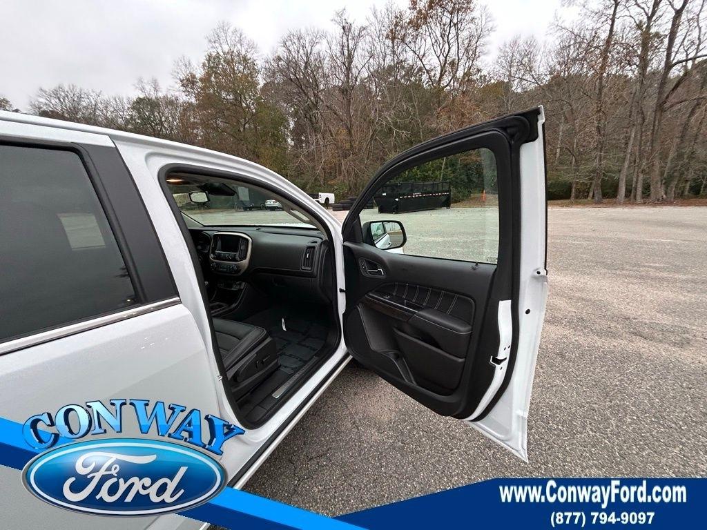 GMC Canyon Denali Crew Cab Long Box 4WD 2022