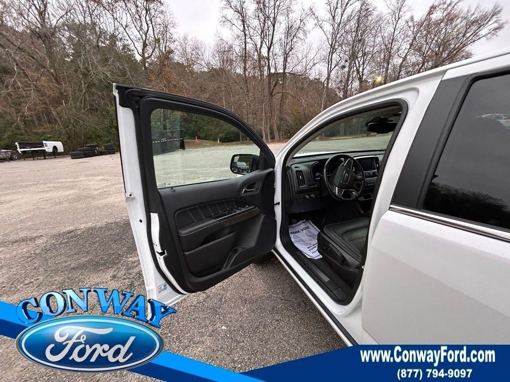 GMC Canyon Denali Crew Cab Long Box 4WD 2022