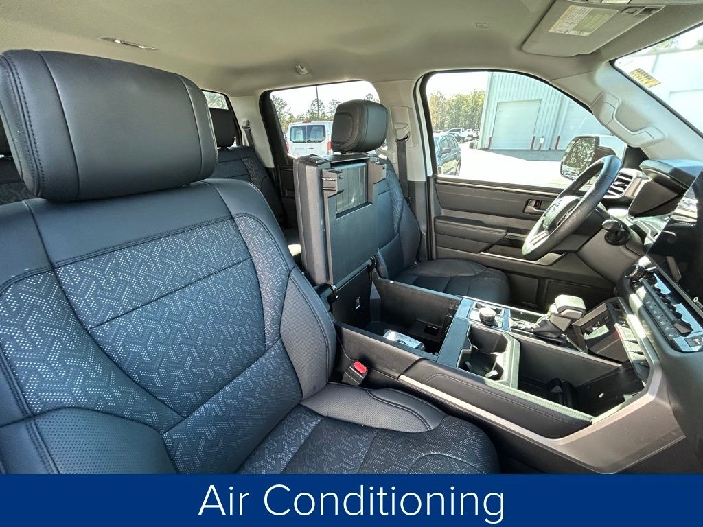 Toyota Tundra Limited CrewMax 4WD Hybrid 2024