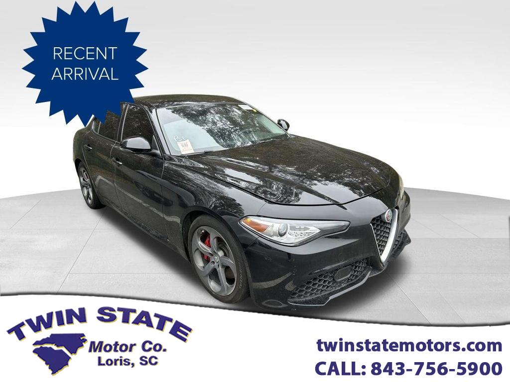 2017 Alfa Romeo Giulia Base