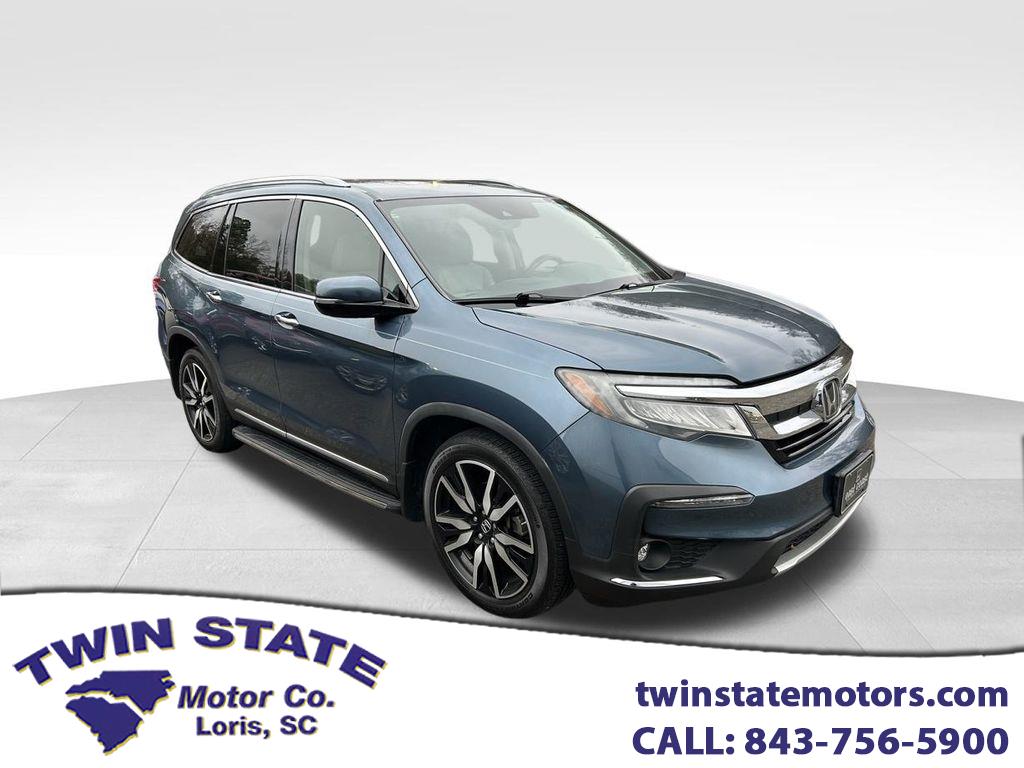 2019 Honda Pilot Touring w/Rear Captain's Chairs