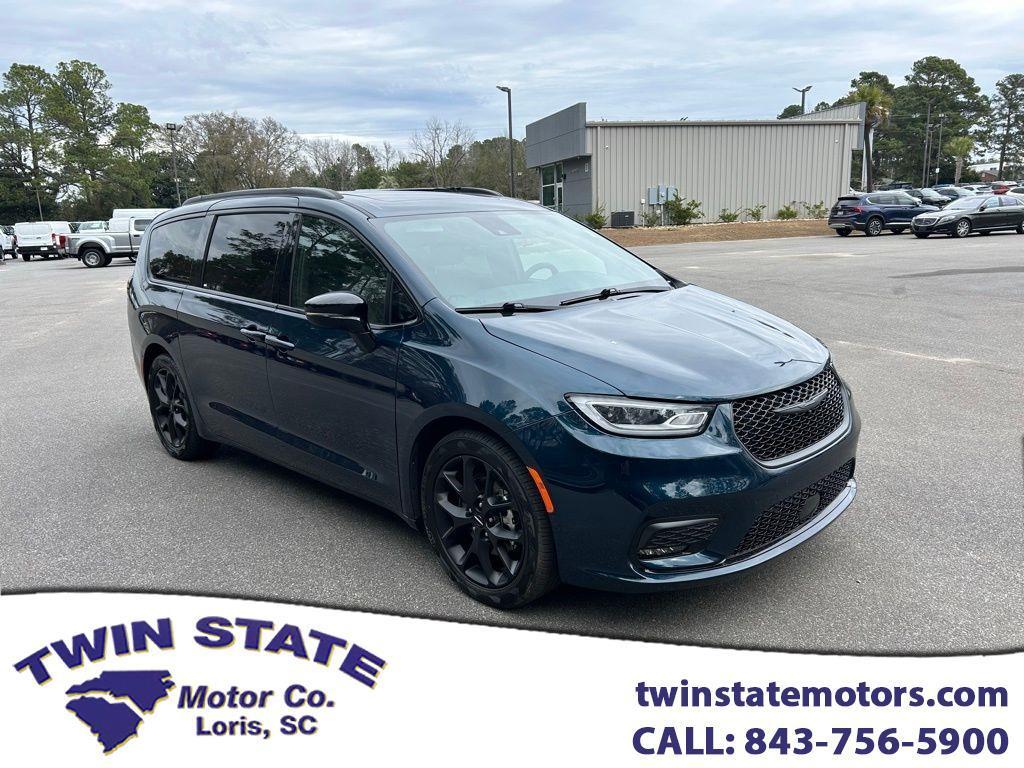 2025 Chrysler Pacifica Limited