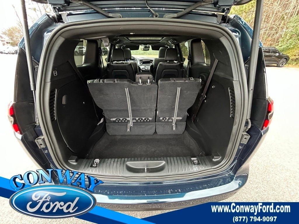 Chrysler Pacifica Limited 2025