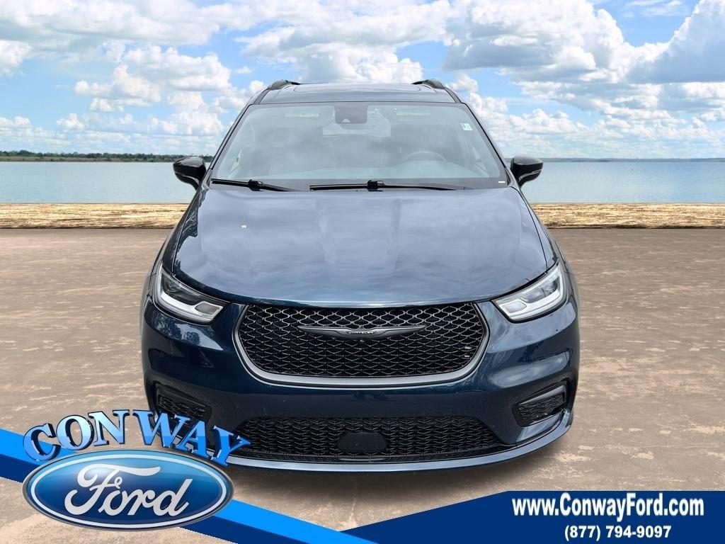 Chrysler Pacifica Limited 2025